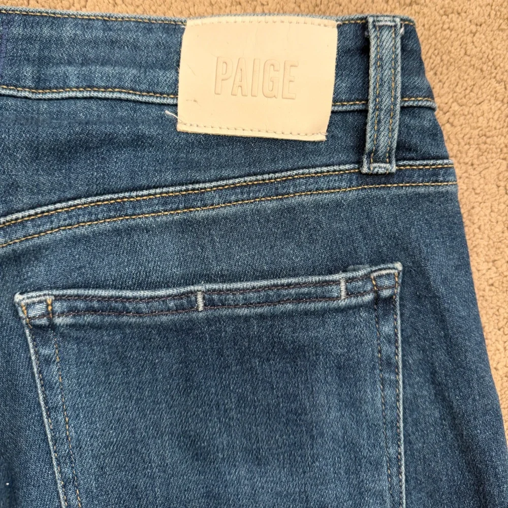 PAIGE Women's Skinny Jeans in Medium Wash Blue - Picture 5 of 6